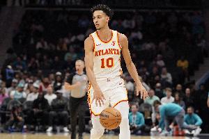 Kysports-渐入佳境老鹰状元里萨谢本赛季7次砍下20+ 其中5次发生在3月